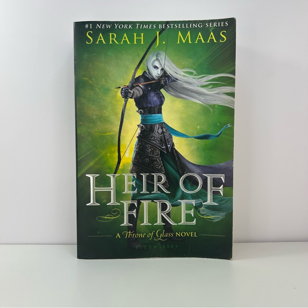 Heir of Fire Paperback by Sarah J. Maas Throne of Glass